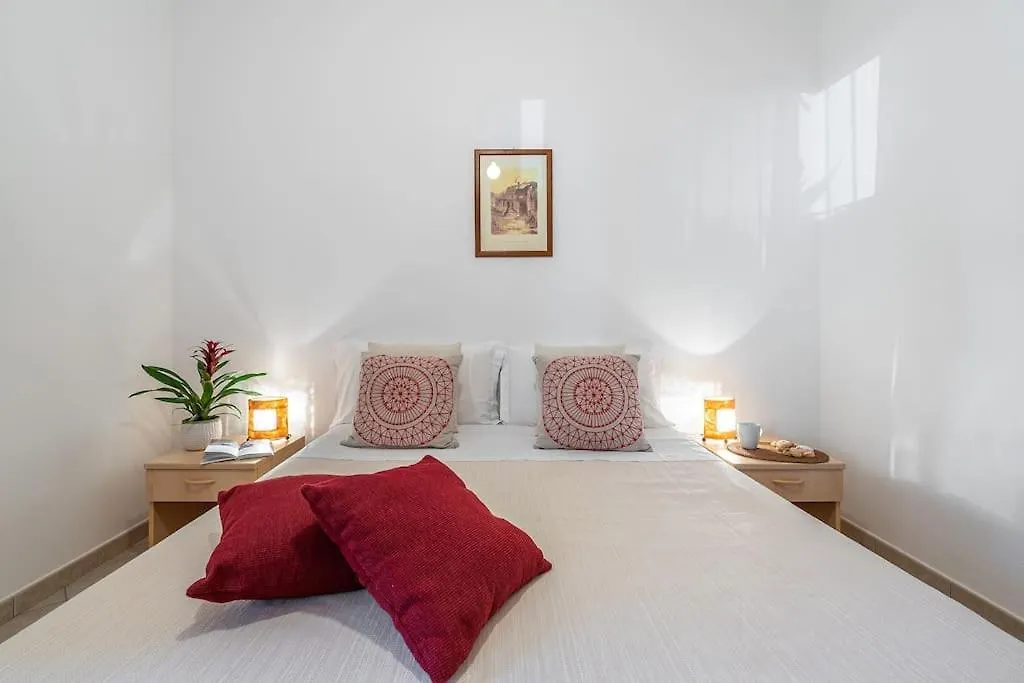 Affittasardegna-Casa Rosa Dei Venti Apartment Cala Gonone