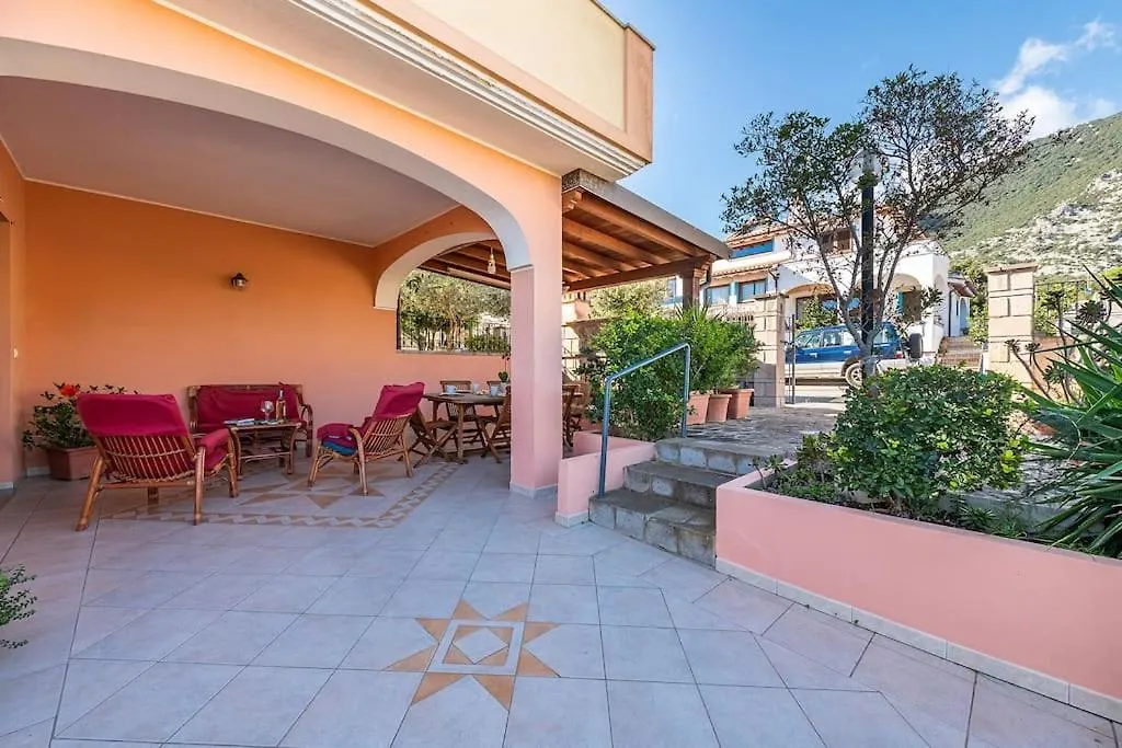 Affittasardegna-Casa Rosa Dei Venti Apartment Cala Gonone Italy