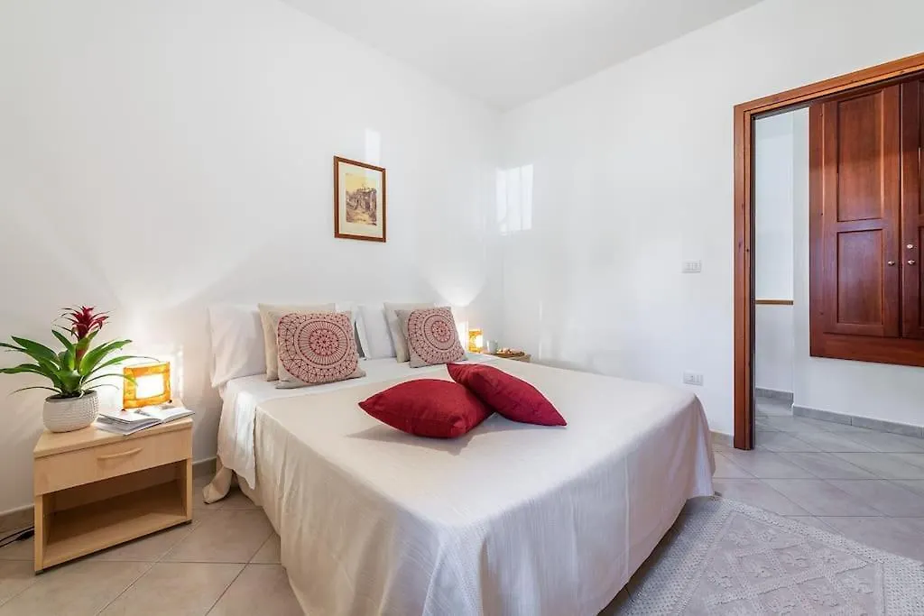 Affittasardegna-Casa Rosa Dei Venti Apartment Cala Gonone Italy