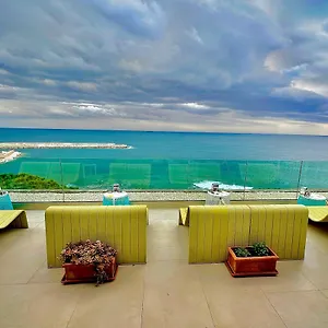 Cala Luna Hotell